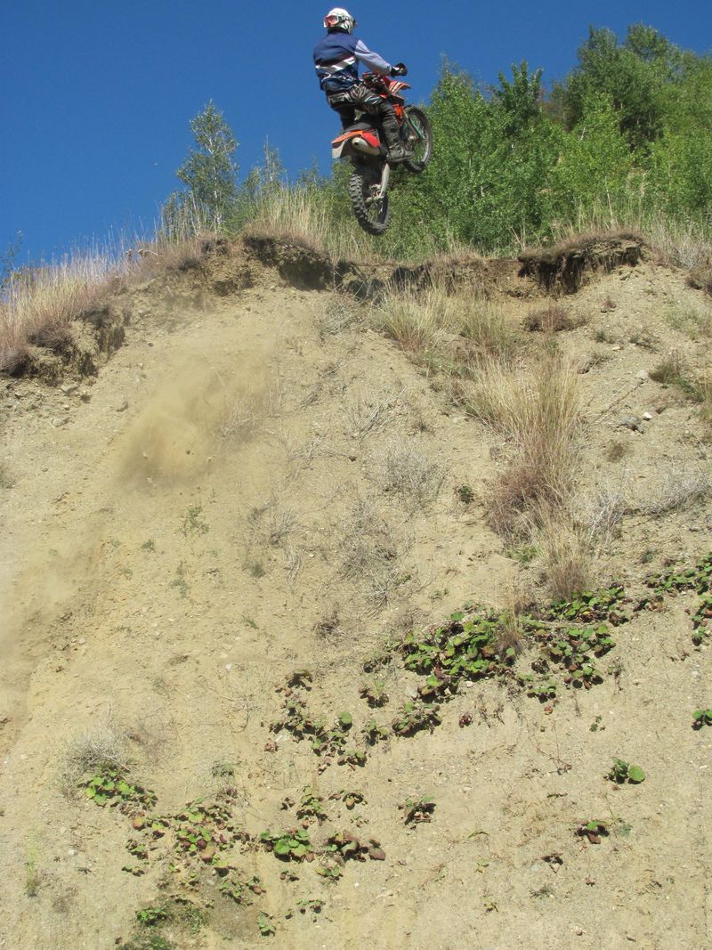An steilen Hängen trainieren wir deine Motocross-Fahrtechnik